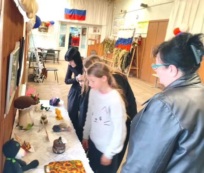 ВЫСТАВКА ДЕКОРАТИВНО-ПРИКЛАДНОГО ИСКУССТВА «ДОБРЫХ РУК МАСТЕРСТВО»